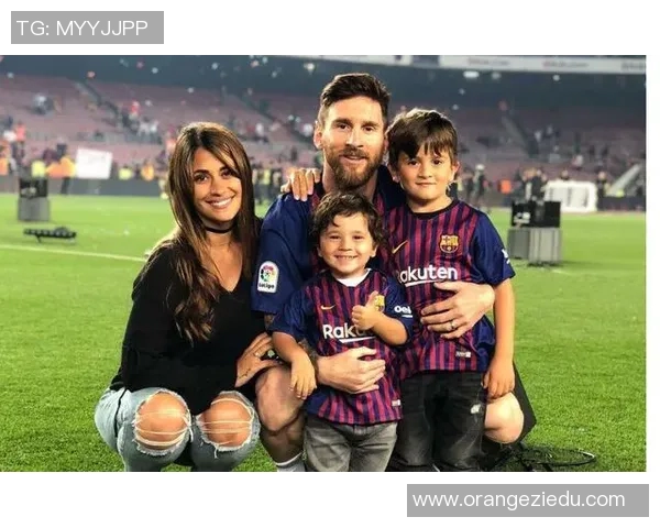 足球明星孩子与梅西偶遇瞬间感动无数球迷的暖心故事 足球明星孩子与梅西偶遇瞬间感动无数球迷的暖心故事