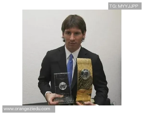 德国2018年足球明星回顾与成就分析展现激情与荣耀